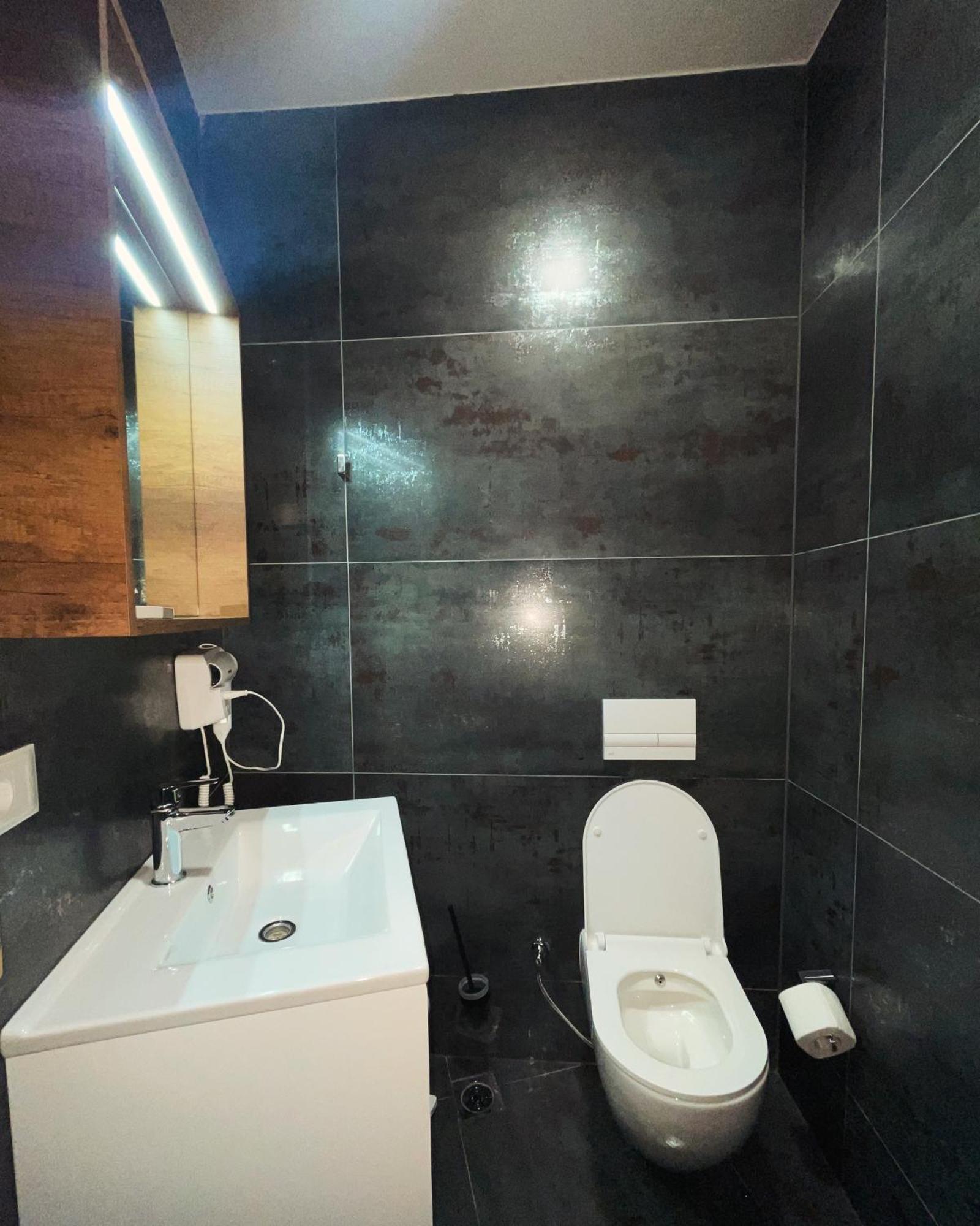 Grand Jnk Boutique Hotel Kukes Extérieur photo